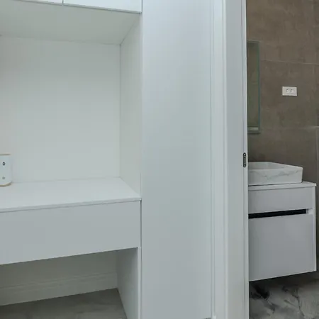 3 Bedroom Awesome In