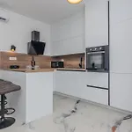 Luxurious In Prázdninový dům Vrsi