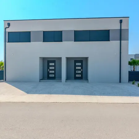 3 Bedroom Awesome In Dom wakacyjny *