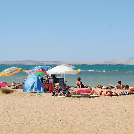 Dom wakacyjny 3 Bedroom Awesome In *